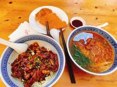 -沪西老弄堂面馆(定西路店)