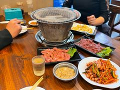 -韩风烤牛肉冷面店