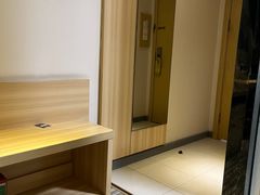 -城市便捷酒店(武汉万象城北湖正街店)