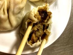 -严氏重油烧麦(民权路店)