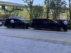 -富君租车(外滩店)
