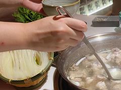 -喃喃椰·糟粕醋·椰子鸡火锅(七堡花园店)
