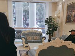 -维也纳酒店(成都春熙路李家沱地铁站店)