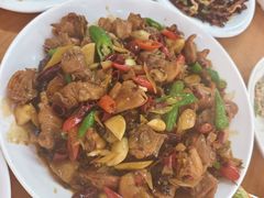 -东北四季饺子王(华山路店)