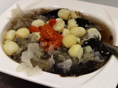 雪耳莲子杞子龟苓膏-梧州双钱龟苓膏(丽港航母店)