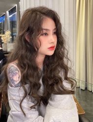 -+奈造型设计