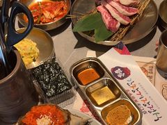 -草家酱蟹炭火烤肉店(珲春南路一店)