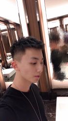 -HAIR CORNER