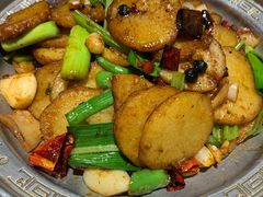 -95号酱骨·一块豆腐(展春园西路店)
