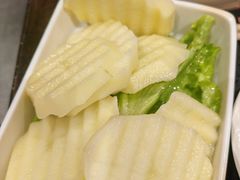 -宽板凳老灶火锅(台湾街店)