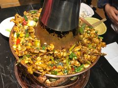 -巴四老城区炭火蛙锅(张江店)