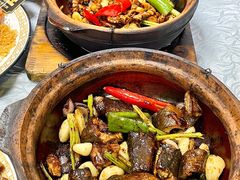 -天宝食坊·啫啫煲大排档(西华路店)