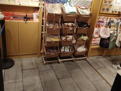 -猫的天空之城概念书店(苏州诚品店)