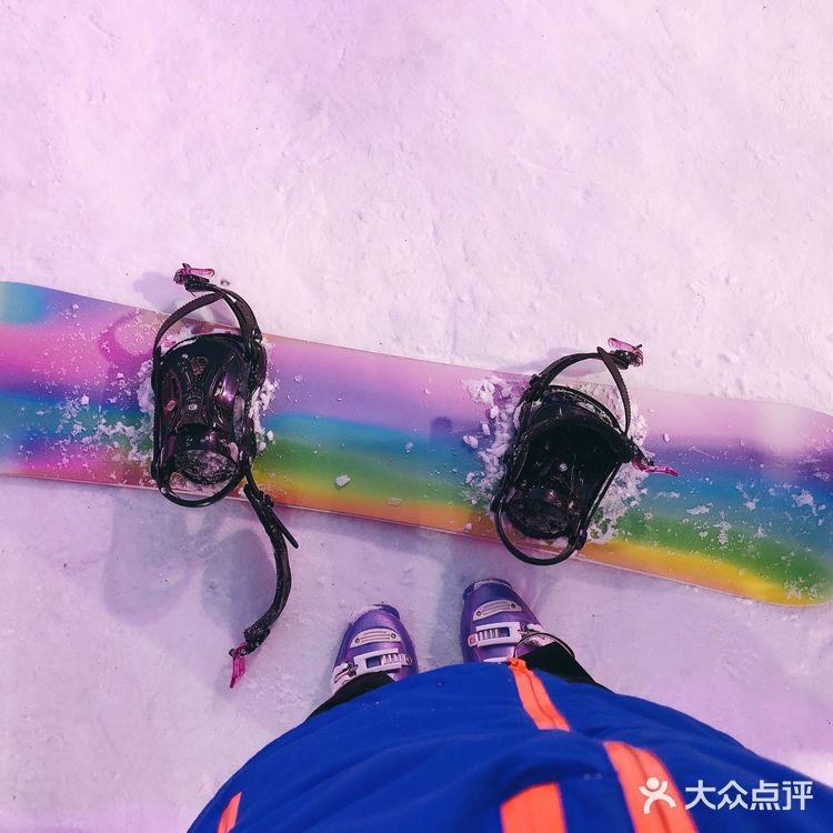 温州首家超大室内滑雪场！