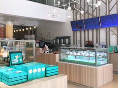 -顶东面包花园·生日蛋糕(世博店)