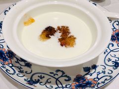 -景月阁空中食府(希尔顿酒店)