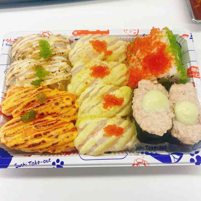 车前外带寿司(南村万博店)-"过来办事儿看到有优惠券才20多块一大盒寿