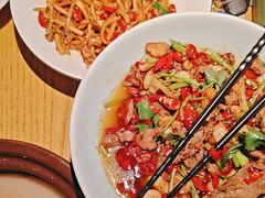 -爱碗亭·鲜炒湖南菜(壹城中心店)