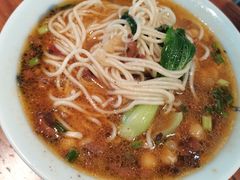 -兵哥豌豆面(雅颂居店)