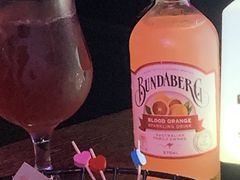 -UP嘻哈酒吧(粉巢店)