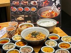 -蟹黄鱼·海派深夜面馆(巨鹿路店)