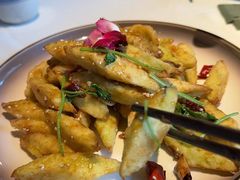 -八府香鸭·啫啫煲(华山路店)