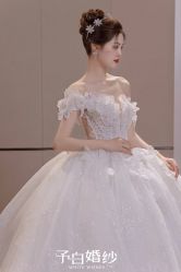 -予白婚纱礼服馆