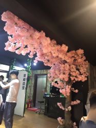 -UN·SAKA 右嗯造型
