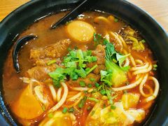 招牌红煨牛腩粉-鑫花溪牛肉米粉(文星广场店)
