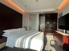 -上海龙之梦万丽酒店