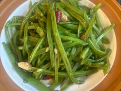 油渣炝炒峨眉豆-渔语鱼新川菜Bistro(万象天地店)