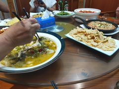 -宏利土菜馆(马山店)