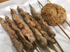 油炸羊肉串-四爷捞锅·潮汕牛仔骨火锅(泉城路店)