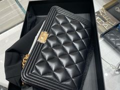 -CHANEL(恒隆广场店)
