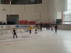 -世纪星滑冰俱乐部(万象城店)