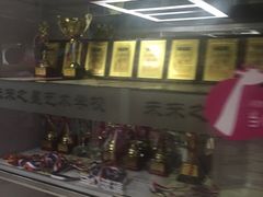 -未来之星艺术学校(龙腾广场店)