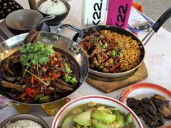 -堂瓦里·33年传统赣菜(第一街区店)