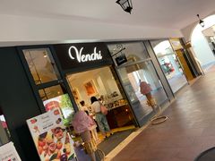 门面-VENCHI 闻绮(上海佛罗伦萨小镇店)