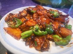 -95号酱骨·一块豆腐(展春园西路店)