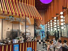大堂-LUNEURS月乐诗·法式冰淇淋(北外滩来福士广场店)