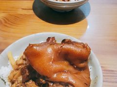 -红猪卤肉饭(大西洋美食城店)