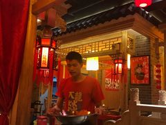-大龙辣火锅·龙虾·烧烤(湖滨新天地店)