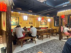 -晨皓祥人民公社铁锅炖菜(西华苑店)