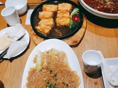 -峨嵋小镇·川菜(勒泰中心店)