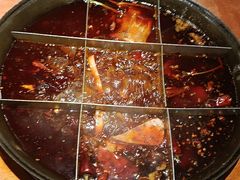 -周小明火锅(黑金冠社区店)