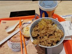 -吉野家(秀谷店)