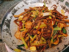 -路边边.炒菜烧烤.音乐餐厅(良乡长虹店)