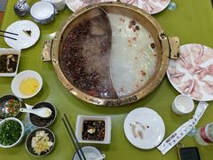 -颜氏双江清水鱼一养身火锅(磁器口店)