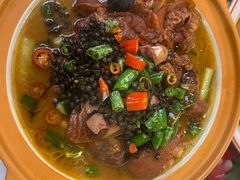 -闯关东东北农家菜(崂山石老人店)