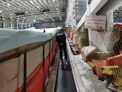-乔波室内滑雪场